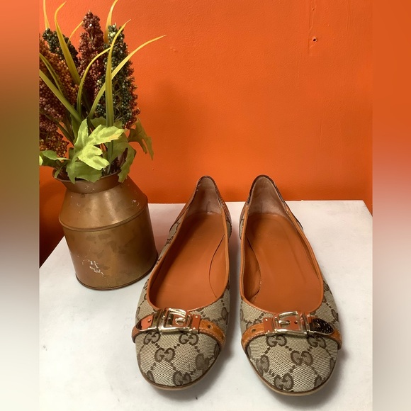 Gucci Flats - Picture 10 of 11